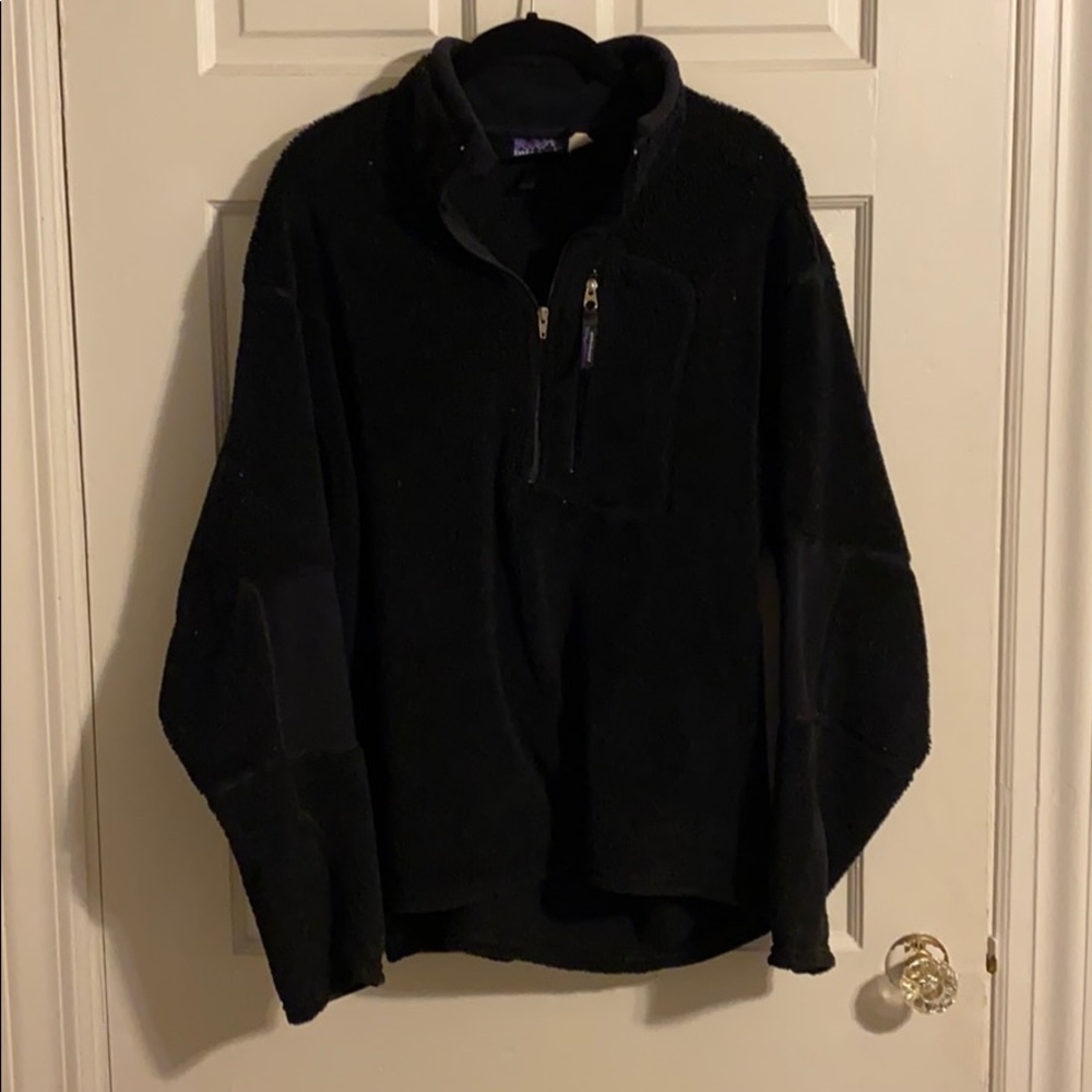 Patagonia black regulator pullover fleece XL